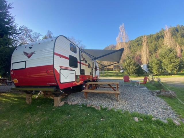 Umpqua'S Last Resort - Wilderness Cabins, Rv Park & Glamping Idleyld Park Εξωτερικό φωτογραφία