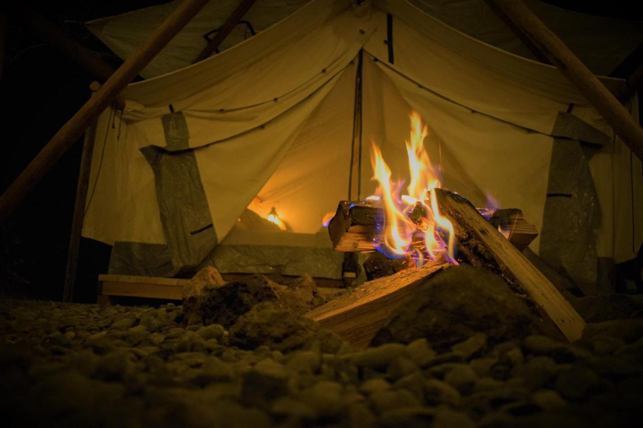 Umpqua'S Last Resort - Wilderness Cabins, Rv Park & Glamping Idleyld Park Εξωτερικό φωτογραφία
