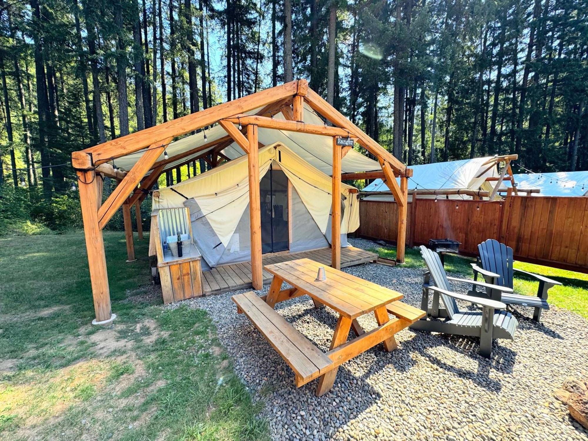Umpqua'S Last Resort - Wilderness Cabins, Rv Park & Glamping Idleyld Park Εξωτερικό φωτογραφία