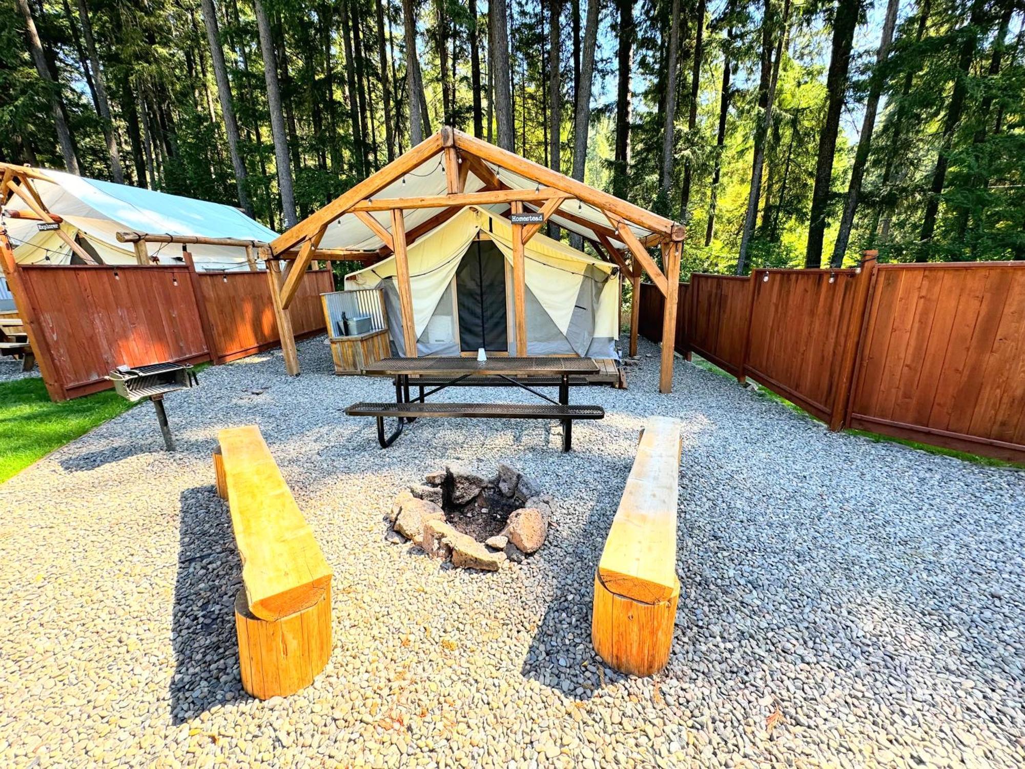 Umpqua'S Last Resort - Wilderness Cabins, Rv Park & Glamping Idleyld Park Εξωτερικό φωτογραφία